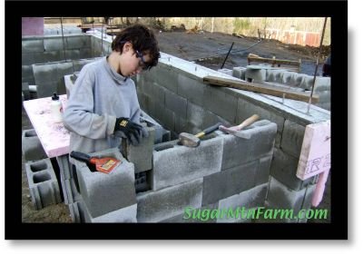 Hollow block partition Hollow block partition